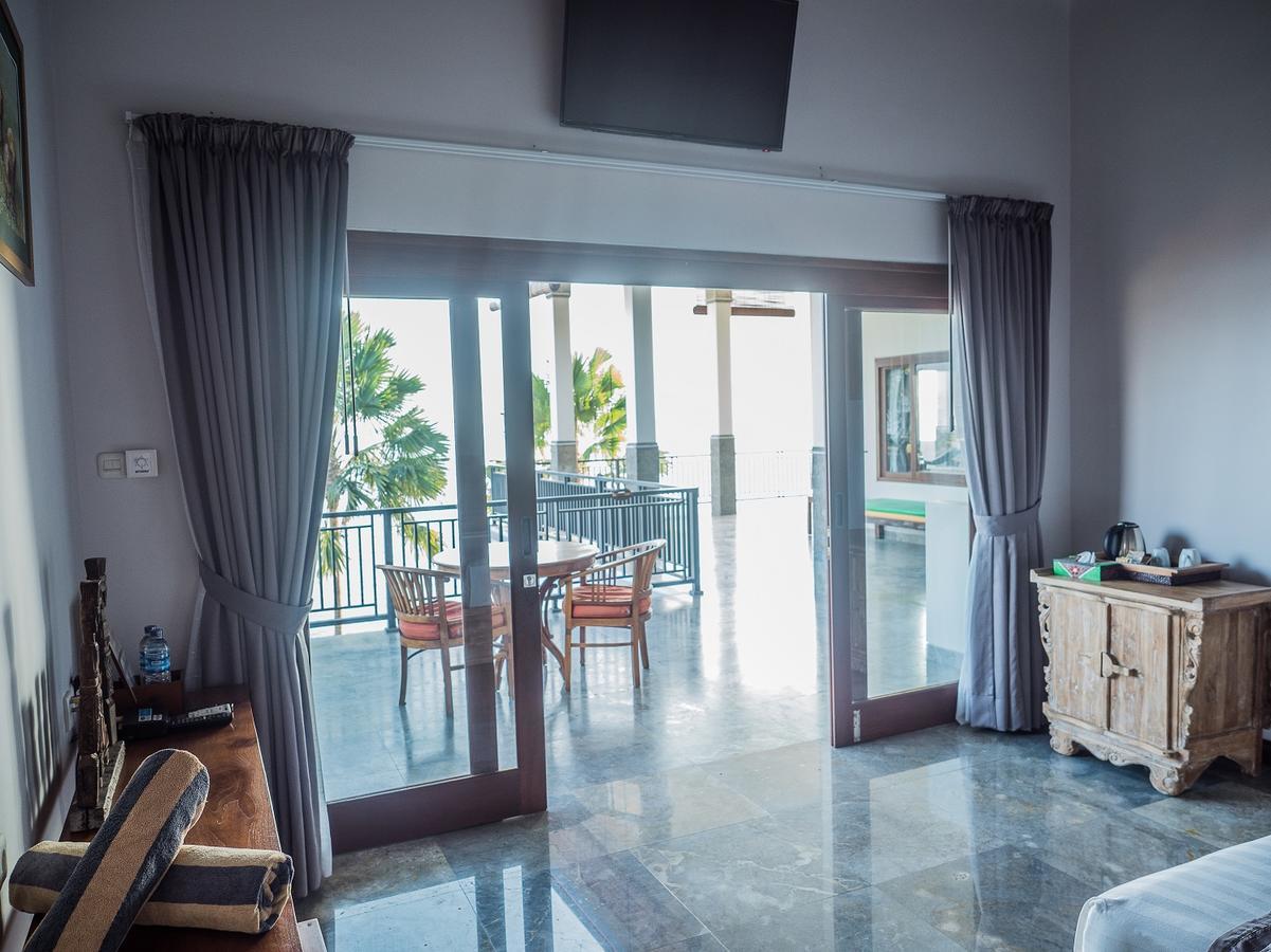 Villa Amed Beach Villa